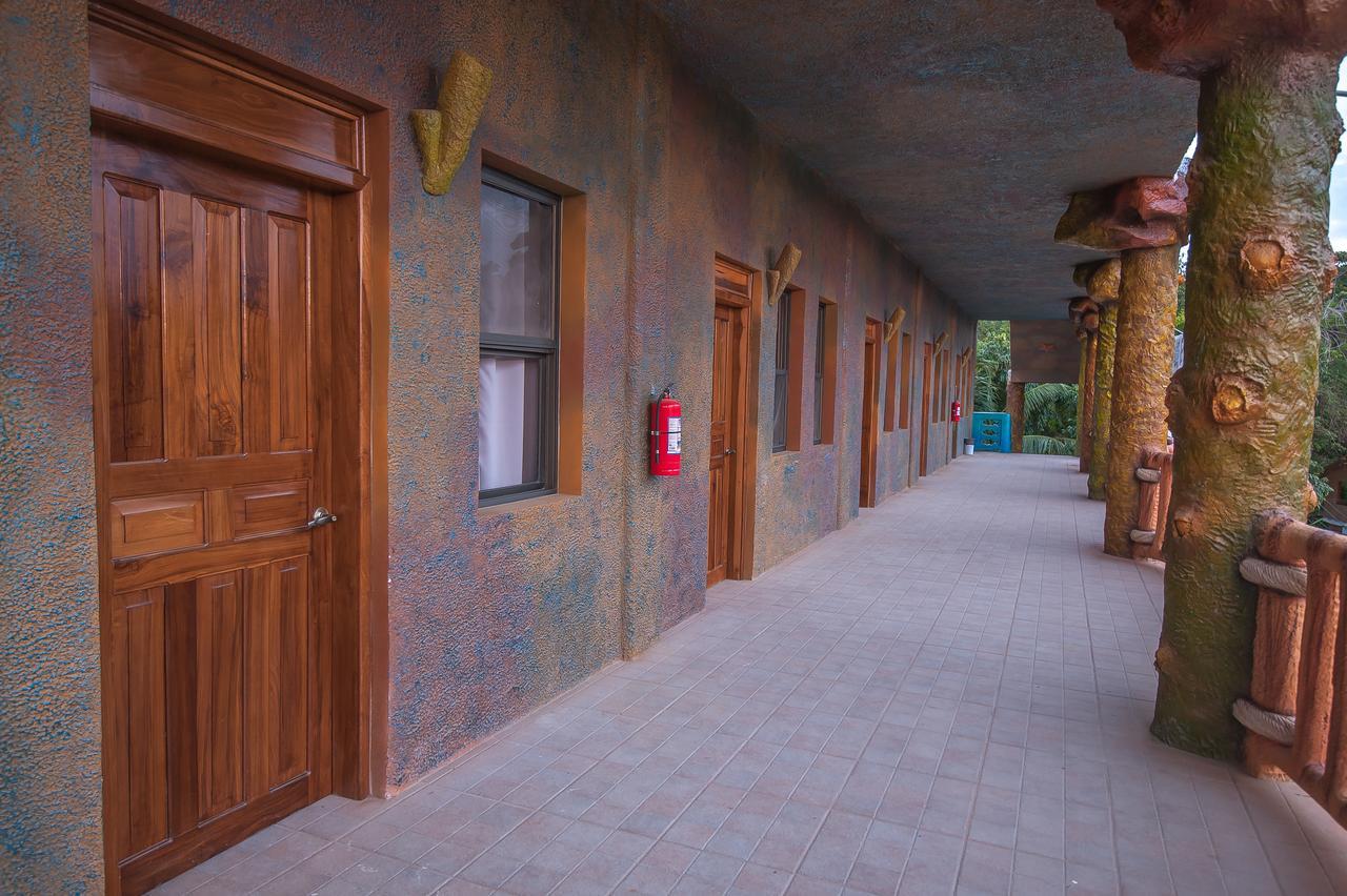 Hotel Los Corales West End Exterior foto
